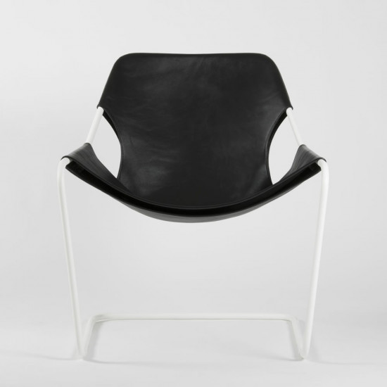 Fauteuil Paulistano en cuir végétal - noir - Acier carbone epoxy blanc - vue de face