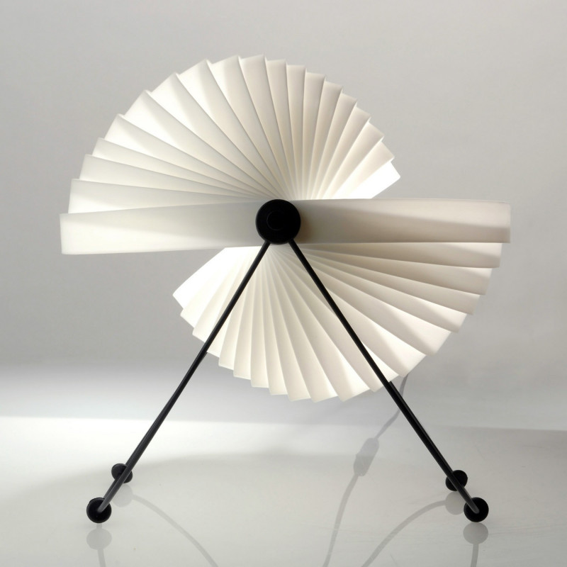 Eclipse Lamp - Horizontal screened Reel - side view