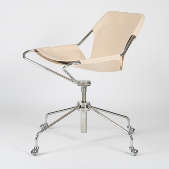 Fauteuil de Bureau en cuir végétal - Naturel VVN - Acier inoxydable - vue de 3/4 face