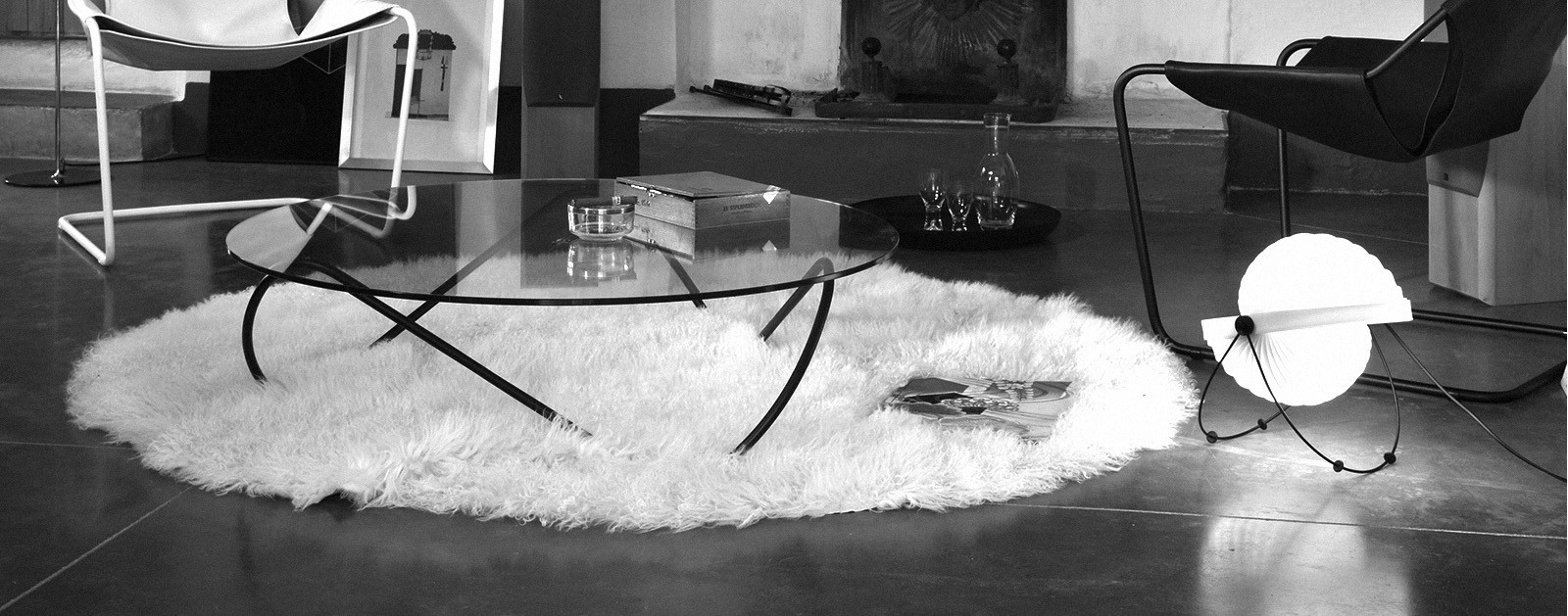 Kaeko round glass and metal coffee table - Objekto